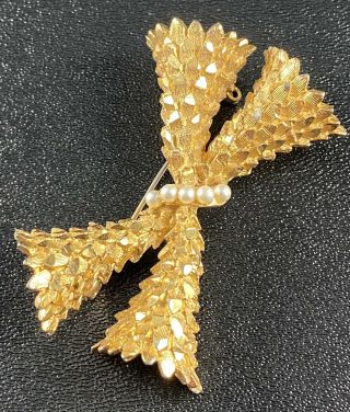 Bsk Signed Vintage Brooch Pin 2.  5” Gold Tone Bow Faux Pearls Lot3