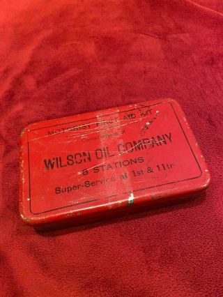 Vintage Gas Station Promotion First Aid Kit Tin,  Wilson Oil Company,  8 Stations.