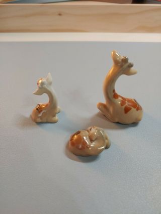 Vintage 80 ' s Wade of England Happy Family 3 Piece Giraffe Porcelain Figurine Set 2