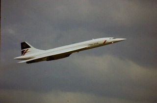 British Airways Bac Concorde At Farnborough At Speed,  Orwo 35mm Colour Slide