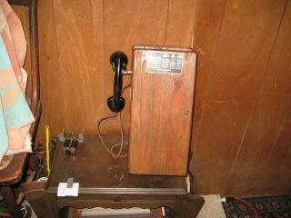 Quick Access Hidden Gun Safe Disguised As Antique Phone