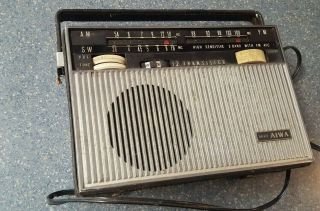 Vintage 60’s Aiwa Ar - 122 Transistor Radio Leather Case Made In Japan