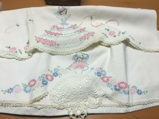 Vintage Hand Embroidered Southern Belle Pillowcase Pair 2 | Crocheted Accents
