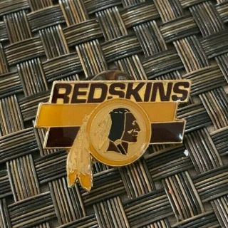 Vintage Nfl Football Washington Redskins Team Logo Collectible Enamel Pin Rare
