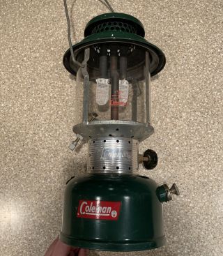 Vintage Coleman Model 220e Lantern Green 10/62 With Heat Shield