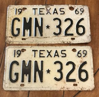 1969 Tx Texas License Plates Gmn 326 - Matching Pair - Set.