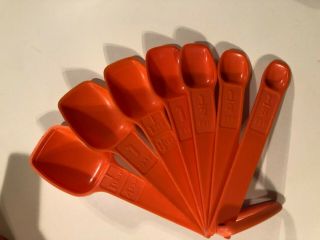 Vintage Tupperware Orange Measuring Spoons Complete Set 7,  Ring
