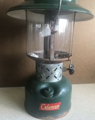 Vintage 1955 Coleman Model 228e Sunshine Of The Night Lantern With Sunrise Globe