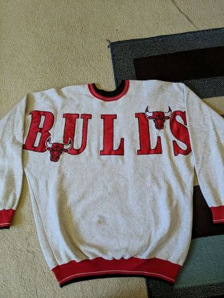 Chicago Bulls Vintage 90s Legends Athletic Usa Crew Neck Sweatshirt.  Size Large.