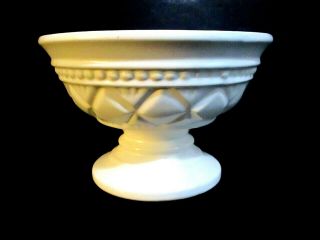 Vintage Hull Usa Pottery Off White Planter Dimond Pattern Pedestal Footed 4 " X6 "