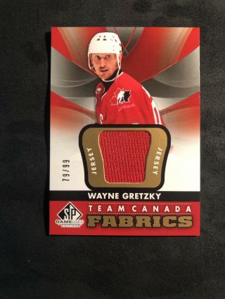 2012 - 13 Sp Game Authentic Fabrics Team Canada Gold Tc24 Wayne Gretzky /99