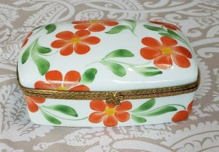 Limoges France Peint Main Vintage Hand Painted Floral Trinket Jewelry Box