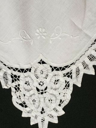 Pretty Vintage Battenburg Lace Tablecloth Antique 34x34 " Estate White 1950s