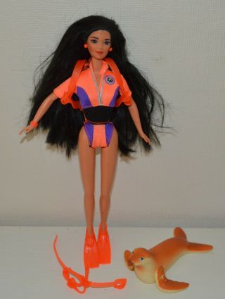 Poupée Barbie Kira Ocean Friends Plongée Phoque Mattel Vintage Années 90