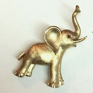 Vintage Crown Trifari Signed Gold Tone Elephant Brooch Pin Red Eye 1950 