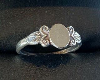 Tiny Ring Size Vintage Ladies Heart Shape 925 Sterling Silver Signet Ring