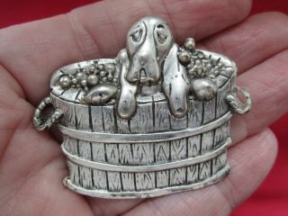 Vintage Jewellery Adorable Silver Tone Hound Dog In Barrel Animal Brooch Pin