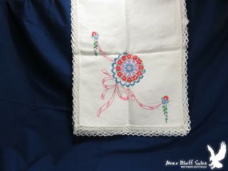 Vintage Dresser Buffet Scarf Runner Hand Embroidered Flower Bouquet