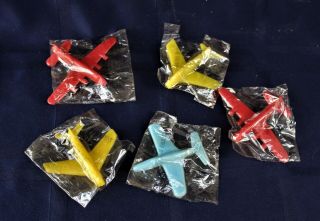 (5) Vintage Cracker Jacks Plastic Jet Airplanes Prize Toys