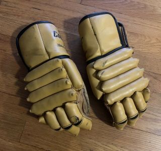 Vintage Cooper 9 Hockey Gloves