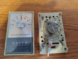 White - Rogers Vintage Thermostat type 1E30 - 910 3