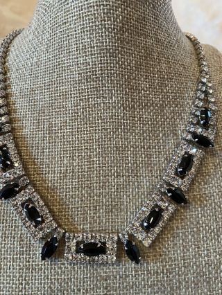 Vintage Art Deco Style Black & Clear Rhinestone Necklace.  16 1/2” Silvertone