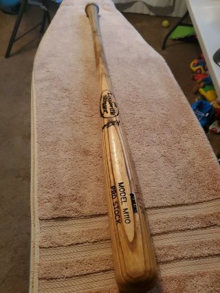 Louisville Slugger Bat 125 Model M110 Pro Stick Signed Mike (storm) 2000 ???