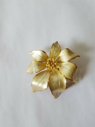 Vintage Gold Tone White Enamel Cerrito Flower Brooch