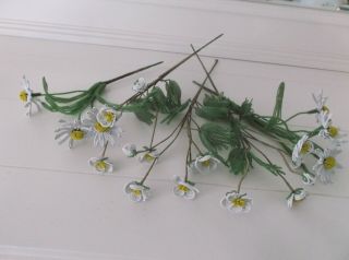 5 Vtg Stems Of Glass Seed Beaded White Daisies W/yellow Middles,  Green Leaves