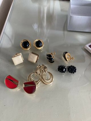 6 Pairs Of Vintage Clip/screw Earrings