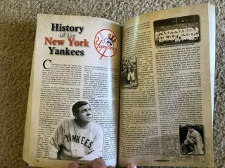 2008 York Yankees Media Guide Farewell to Old Yankee Stadium 3