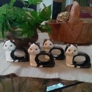 Set Of 4 Vintage Ceramic Black And White Cat Napkin Rings Euc