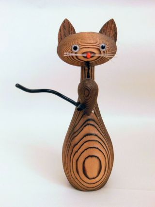Japanese Cedar Cryptomeria Carved Wood Sculpture Vtg 1960s Cat & Mouse