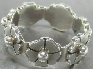 Vintage 925 Sterling Silver Thick Modernist Flower Band Designer Ring (size: 7)