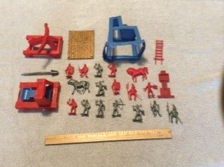 Vintage Plastic Knights Toy Soldiers,  Horses,  Catapults,  Ballista From Mpc