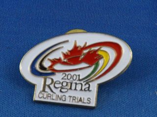 2001 Regina Canada Regional Curling Trials Pin Back Curler Collector Button