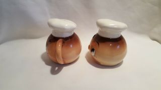 Vintage Anthropomorphic Chefs Oh My Fly Salt and Pepper Shakers PY 2
