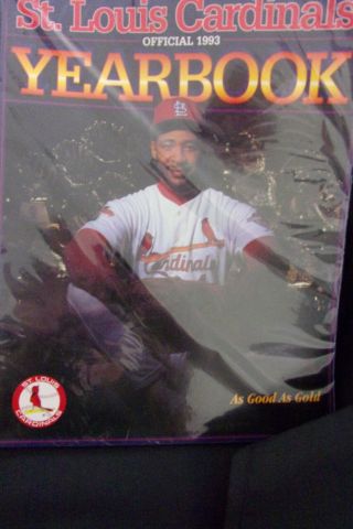 1993 St.  Louis Cardinals Official Yearbook Ozzie Smith Cover