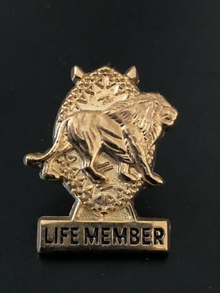 Vintage Safari Club International Life Member Pin