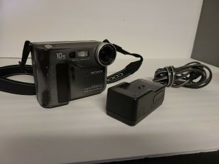 Sony Mavica Mvc - Fd73 Vintage Digital Camera - 100 Includes Charger