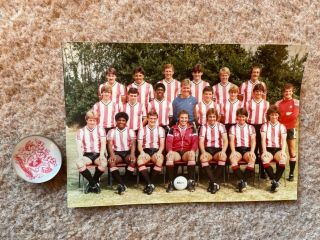 Exeter City Football Club - Vintage Pin Badge And Photo