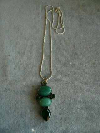 Pretty Vintage Silver Green Glass & Chaldecony Pendant With Chain