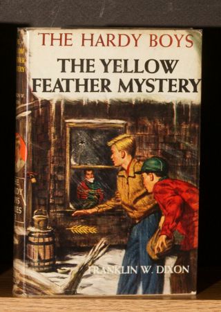 Vintage Hardy Boys - The Yellow Feather Mystery - W/ Dj