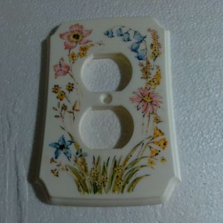 Vintage Electrical Plug Outlet Cover Plate Cute Floral,  American Tack & Hardware