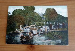 Vintage Postcard Of People In Rowing Boats At The Locks At Goring On Thames