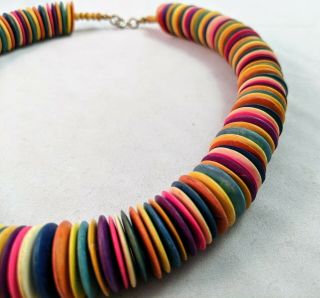 VINTAGE WOODEN CHOKER NECKLACE WITH MULTI COLORFUL ROUND DISCS 2