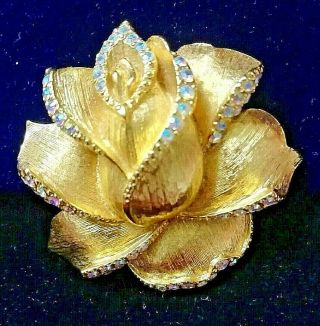 Trifari Signed Vintage Gold Tone Rose Brooch With A/b Crystals On Each Petal