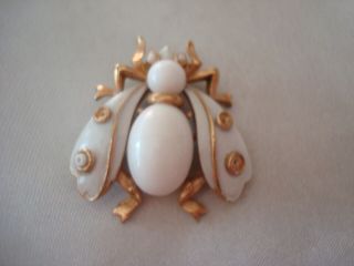 Vintage Signed Trifari White Bumble Bee Or Insect Brooch