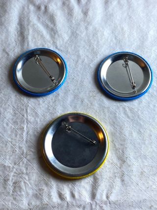 3 Vintage Pinback Buttons Ronald Reagan 2 Hebrew 2 1/4 