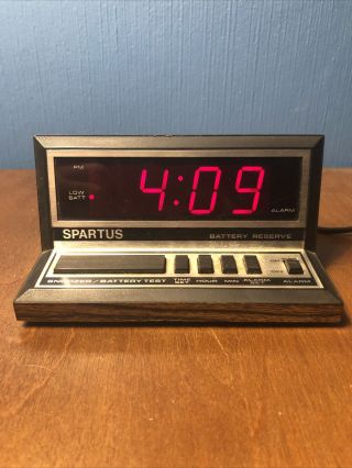 Vintage Spartus Digital Alarm Clock Model 1140 Wood Grain Red Display - Retro Vtg